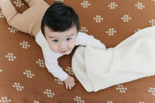 Load image into Gallery viewer, Linen Waffle Blanket - Coconut