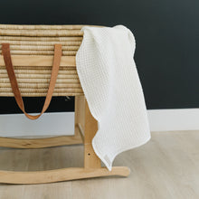 Load image into Gallery viewer, Linen Waffle Blanket - Coconut