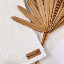 Load image into Gallery viewer, Linen Waffle Blanket - Coconut